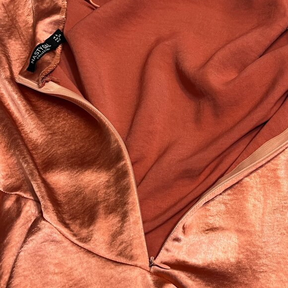 Nasty Gal Women's Dess Burnt Orange Satin Sleeveless Size 2 Cocktail Dress Zip - Picture 3 of 10